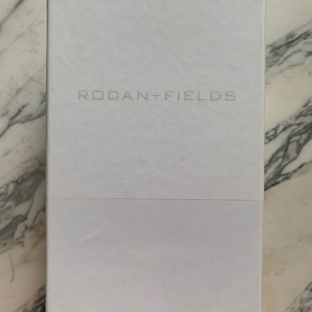 R+F Pore Cleansing MD System - Picture 3 of 9